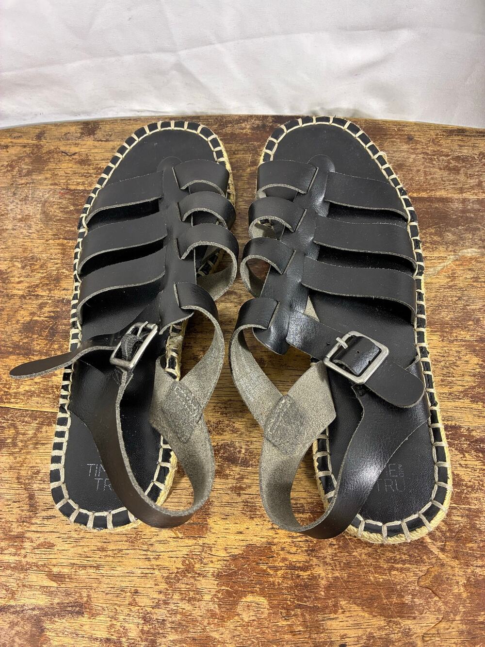 Time and Tru Womens 8.5 Black Gladiator Espadrille Sandals